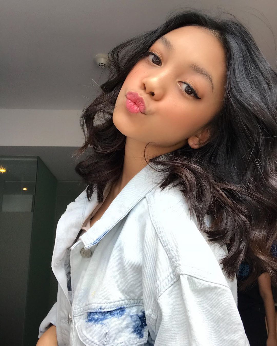 Hadapi Kehidupan, Penyanyi Muda Naura Ayu Berdamai dengan Diri Sendiri dan Haters